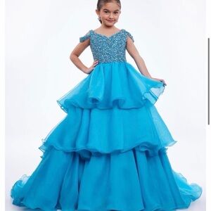 Girls Ashley Lauren size 10 Blue Ruffled Tulle Pageant Dress